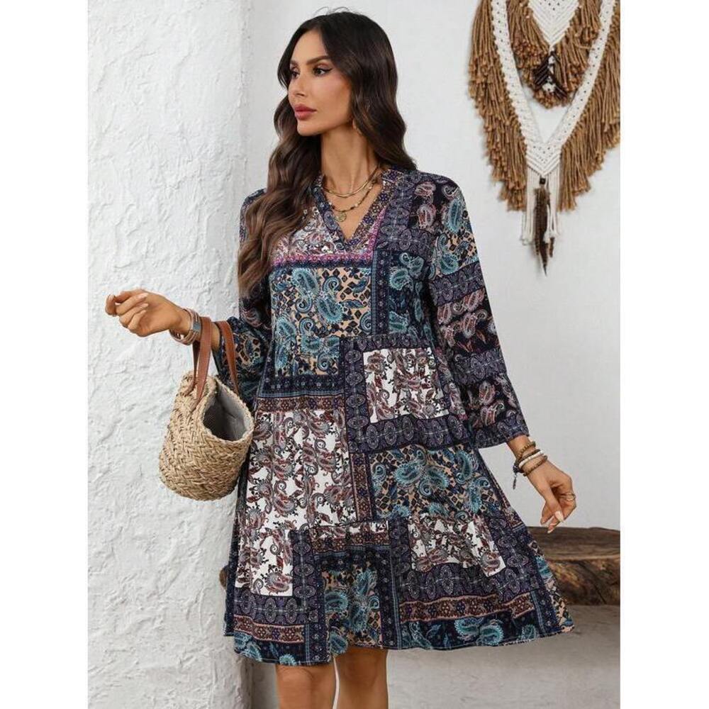 EMERY ROSE V-Neck Navy Blue Floraled Mini Dress,Boho Vacati